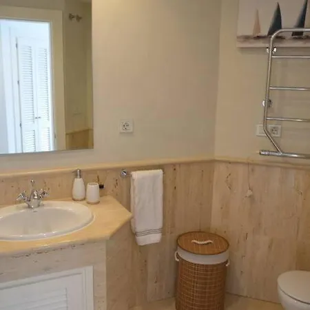 Lovely 2 Bedroom Unit With Private Pool Apartment Sotogrande