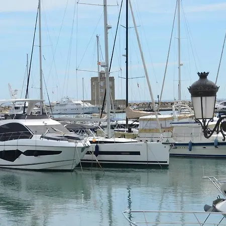 Lovely 2 Bedroom Unit With Private Pool Sotogrande